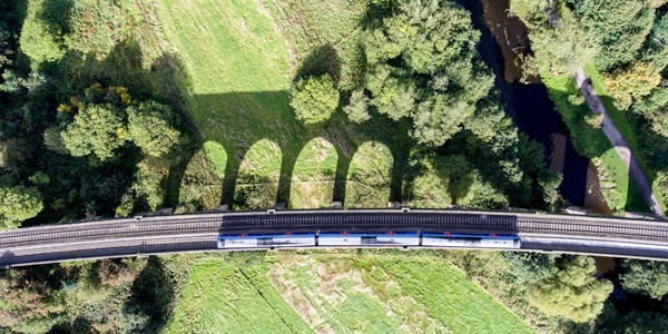 Wheel on rail head