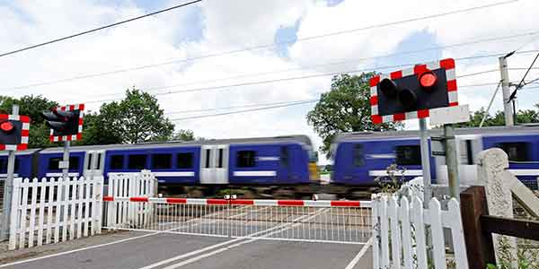 Wheel on rail head